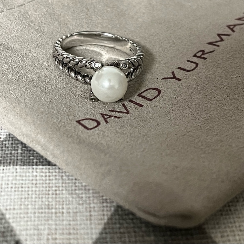 David Yurman Silver Ring with White Pearl sz8